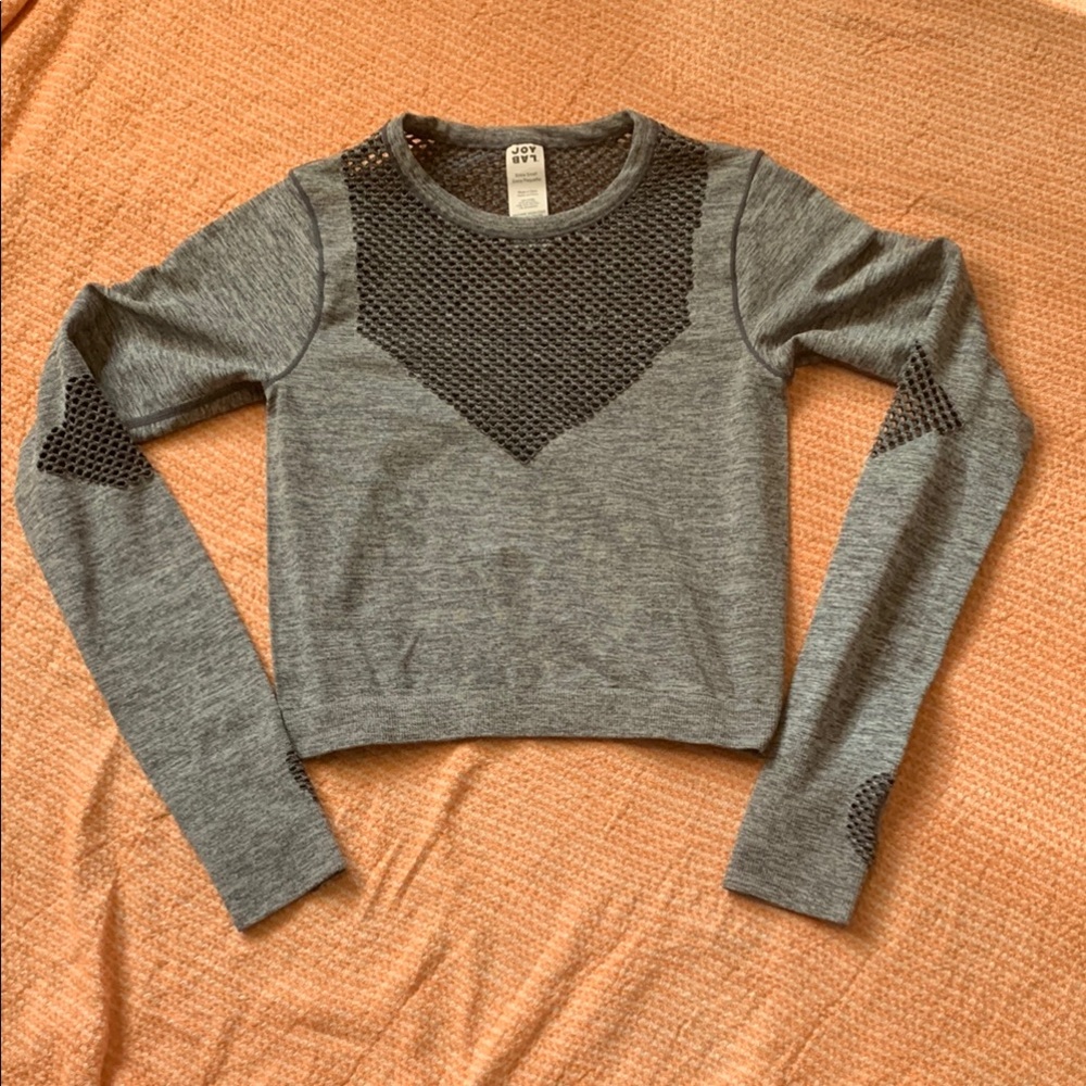 JoyLab Long Sleeved Mesh Style Cutout Cropped Workout Top Size Extra Small